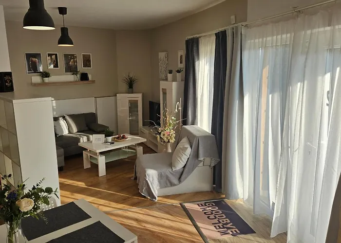 Daire Sunlight Apartmanhaz *
